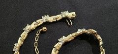 Trifari Rhinestone Necklace Goldtone