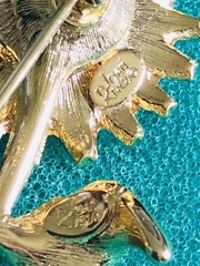 Joan Rivers Retired 5 in 1 Interchangeable FLOWER PIN SET:Pansy_Orchid_Rose etc