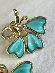 Vintage Barclay Thermoset Turquoise Earrings Screw Back Signed