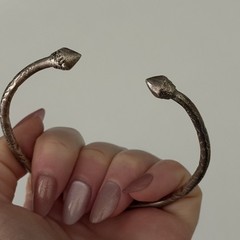Vintage 925 Sterling Silver Pointed Acorn Oxidized Tribal Etched Bangle Bracelet