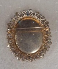Vintage Cameo 12K Gold Filled Shell Brooch Pendant Princess Mara by Marathon