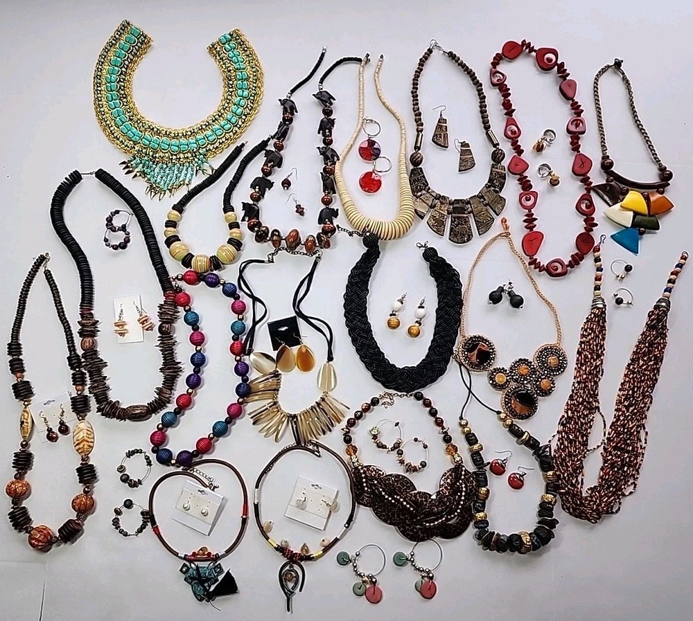 35x Vtg-Now Chunky Mixed Jewelry Lot – Wood Bone Stones Tribal Necklace Earrings