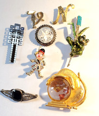 Vintage Brooch Lot Of 8, Varied Styles, Ages, Eras, Composition, Brands, Sizes