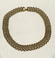 NAPIER PANTHER WATCHBAND COLLAR FLAT GOLD 16″ CHUNKY .75″ WIDE 1980S Necklace EU