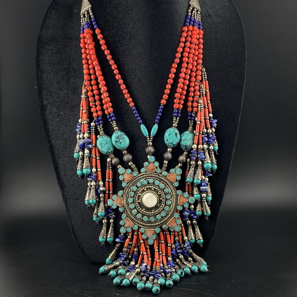 Unique Stunning Star Shape Amazing Multicolour Pendant Beautiful Beaded Necklace