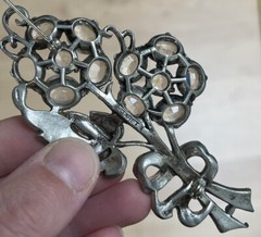 Vintage Staret Signed Enamel Inset Flower Clear Rhinestone Brooch Pin Rare