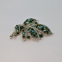 Vintage Lisner Leaves Brooch Blue Green AB Rhinestone Gold Tone