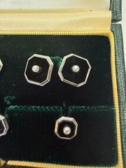 Kentshire Antique Onyx Pearl and 14K Tuxedo Set 7 Piece Stud Buttons Cufflinks