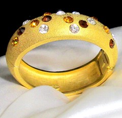 VTG RUNWAY JACKIE COLLINS MATTE GILT BRACELET w SWAROVSKI AMBER CRYSTAL WEIGHTY