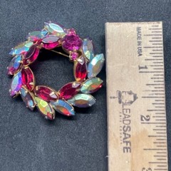 Vintage Pink Aurora Borealis Rhinestone Wreath Brooch Gold Tone Marquise Pin 1.5