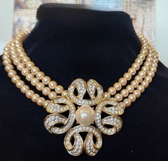 Vintage Designer Runway Statement Faux Pearl Flower Necklace 1980s Large Jewelry