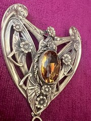 GOLDTONE ART NOUVEAU 5” FABULOUS ORNATE FLORAL BROOCH TOPAZ COLOR STONE W/TASSEL