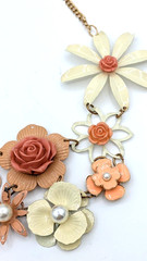 Vintage Enamel Flower Statement Necklace Pink Cream Floral Bib Mod Pop Art