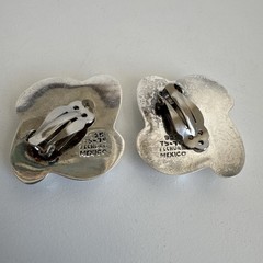 VINTAGE STERLING MEXICO EARRINGS CLIP-ON HOLLOW MARKED TS-74 22 Grams Silver