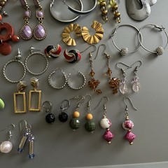 Women’s Fashion Earrings Mixed Lot 28 Pairs Mixed Metals