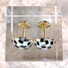 Tiffany & Co. 18K 750 Yellow Gold Mother Of Pearl and Onyx Mosiac Cufflinks with