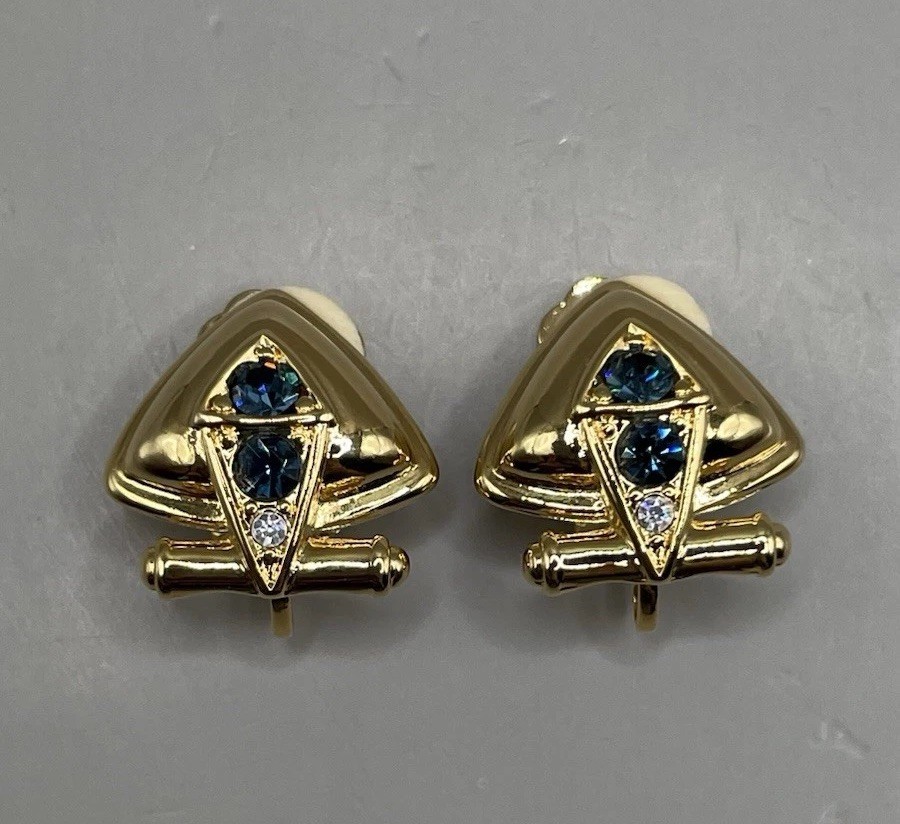 Nolan Miller Pink Venus Women’s Clip On Earrings Gold Plated Crystals