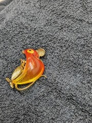 Vintage Mouse Brooch Mid Century Lucite Acrylic Figural Gold Tone Novelty Pin