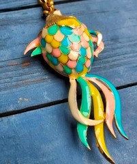 Vintage 1950s Mid-Century Colorful Enamel Tropical Fish Pendant Necklace