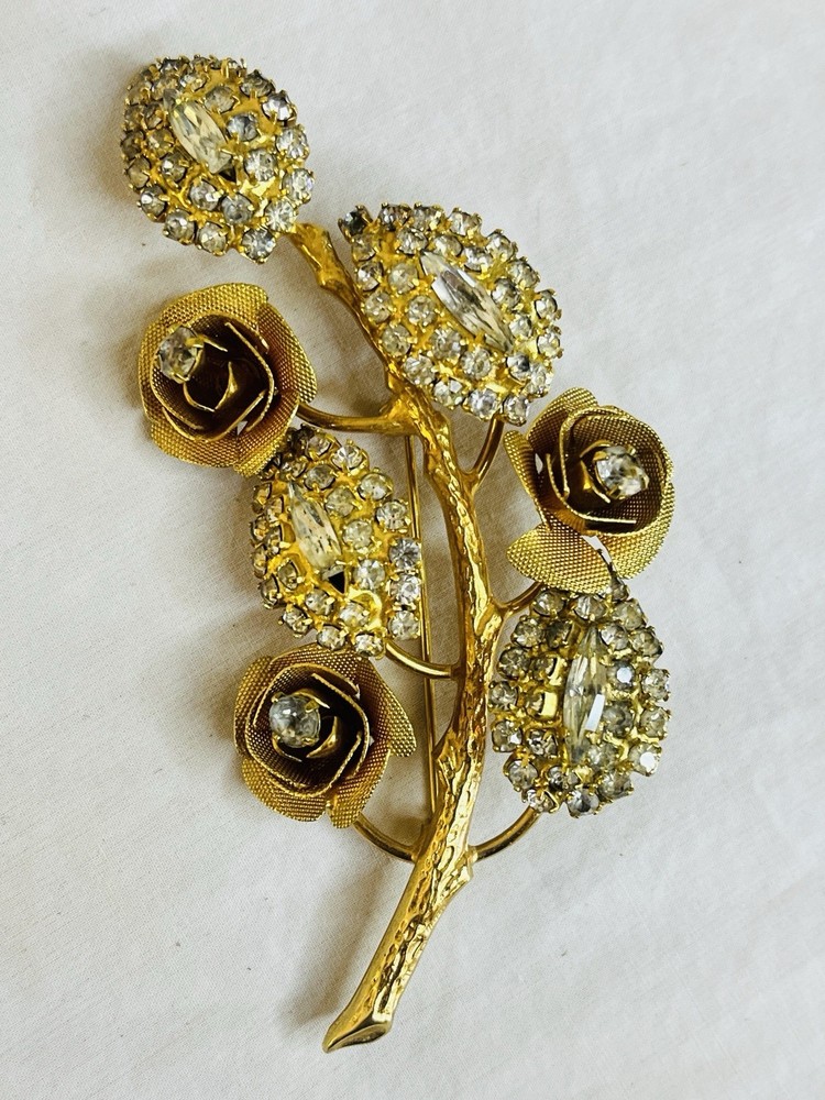 Vintage Flower Brooch with Rhinestone Leaves