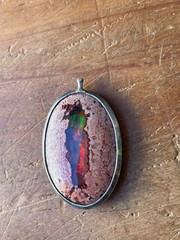 Vintage Mexican Cantera Fire Opal Crystal Gemstone Pendant 1.15″ 4.3 Grams