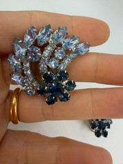 Vintage Earrings Clip On Blue Flower Rhinestone Climber PJ