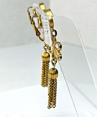 Vintage Signed Crown Trifari 1955-1969 Gold Tone Earrings Dangle Drop Flower