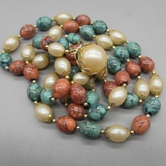 Vintage Hong Kong Necklace Mottled Beads Green Orange Simulated Pearl 19 Inch