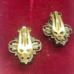 Vintage Filigree Black Crystals Rhinestones 1” Clip On Earrings