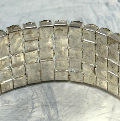 Bracelet Tiny Black Faceted Stones In Ornate Silver Tone Links Stretch Vintage