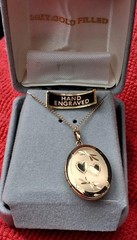 Vtg True Kay MOM Gold Heart Locket & Necklace 1/20 14k GF Engraved Pendant