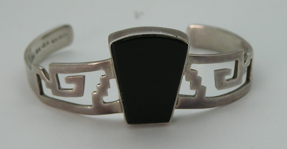 Stunning Sterling Trapezoid Black Onyx Geometric Aztec Designer Bracelet TS-70