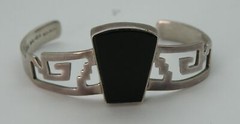 Stunning Sterling Trapezoid Black Onyx Geometric Aztec Designer Bracelet TS-70