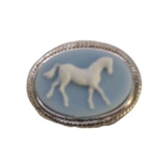 Vintage Blue Cameo Horse Brooch Silver Tone Equestrian Jewelry 1 1/4 in By 1 in