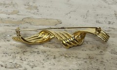 Vintage Gold Tone Brooch Pin 1980’s Abstract 3.25″