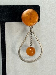 Mid Century Modern Amber Lucite Silver Tone Clip On Dangle Earrings Vintage
