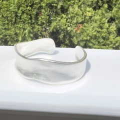 Solid VTG Carolee Sterling Silver cuff bracelet ~38.1 Grams/L 6.25in