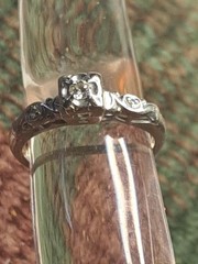 14k White Gold Designer Solitaire Diamond Ring 3 Diamond 2.3Gram Sz 5