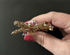 Gorgeous Vintage Red AB Rhinestone Brooch In Gold Tone With Molded Beads 3.5”