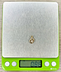 Vintage 14K Solid Yellow Gold White Sapphire & Tiny Diamond Pendant .88g Signed