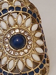 Vintage Blue And White Bead Crystal Mosaic Openwork Gold Plated Saddle Ring