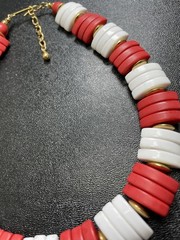 Vintage Retro 16-18” Red & White Lucite Beaded Bib Necklace Gold Tone Hook Clasp