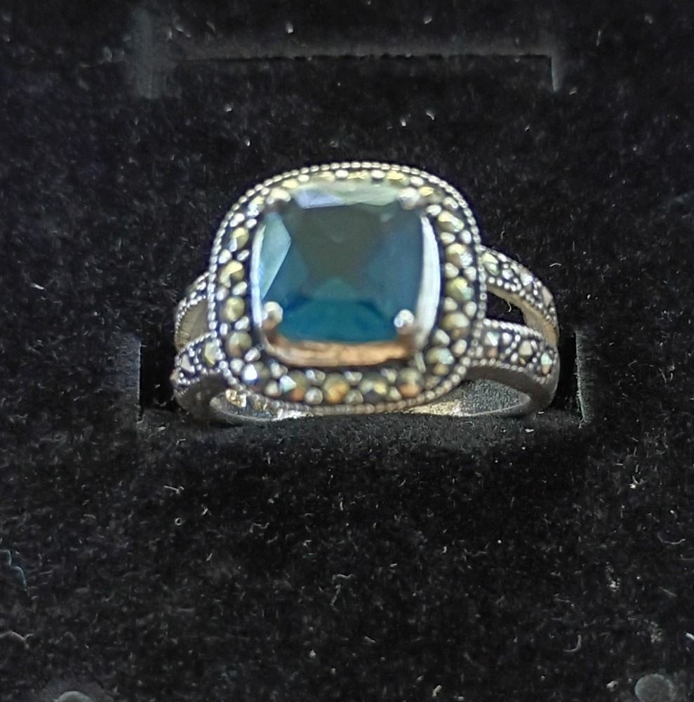 Vtg London Blue Topaz Marcasite Halo Ring sz 7 925 Sterling 4 gm ExcCond Must C