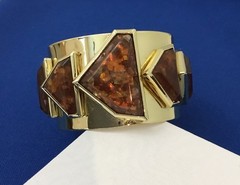 Jewelmint Faux Amber Cuff Bracelet Gold Tone 2.25” Diameter
