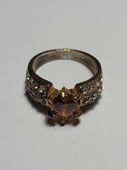 Vintage Promise Ring Imitation Gemstones Peach Solitaire Clear Accents Size 8