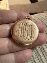 Victorian 8g Rose Gold Fill Photo Locket Pendant Monogram Dimple On Back