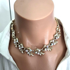 Vintage Unsigned Coro Gold Tone AB Glass Rhinestones Choker Necklace 15.5″L