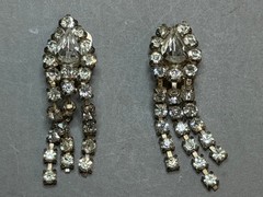 Vintage Costume Jewelry Lot Estate Rhinestone Pearl Necklaces Brooches Rings 13p