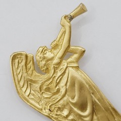 Glorious Figural Trumpeting Angel Gold Tone Hallmarked 1989 Vintage Brooch Pin