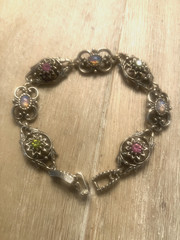 Vintage Sarah Coventry 1974 Contessa Bracelet